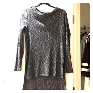 Grey light knit sweater with slits